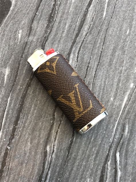 louis vuitton lighter sleeve
